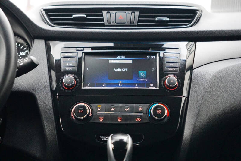 2020 Nissan Rogue Sport S