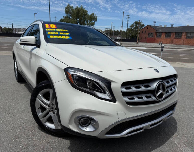 2018 Mercedes-Benz GLA-Class GLA250's photo