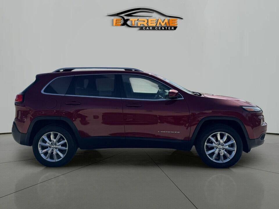 2016 Jeep Cherokee for sale at Extreme Car Center in Detroit, MI