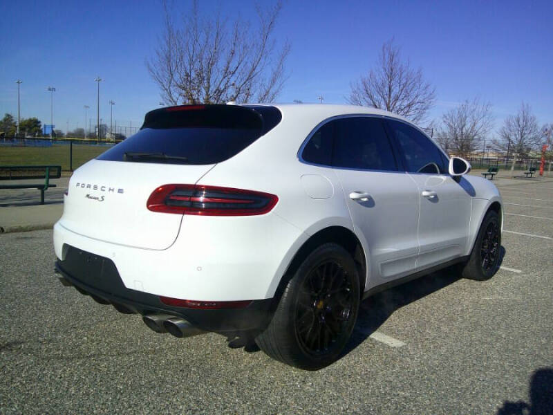 2017 Porsche Macan S