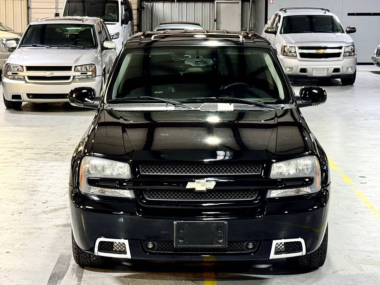 2008 Chevrolet TrailBlazer for sale at Carnival Car Company in Victoria, TX