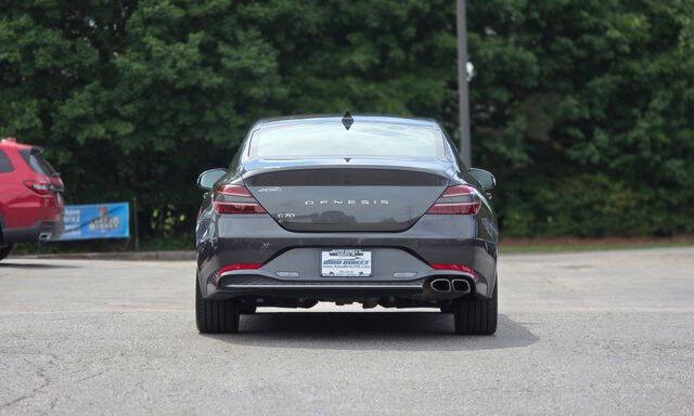 2023 Genesis G70