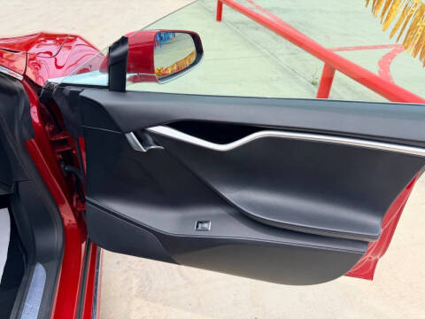 2017 Tesla Model S 75D