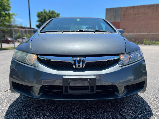 2009 Honda Civic for sale at Ideal Cars LLC in Skokie, IL