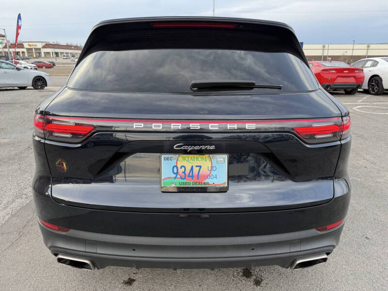 2022 Porsche Cayenne Platinum Edition