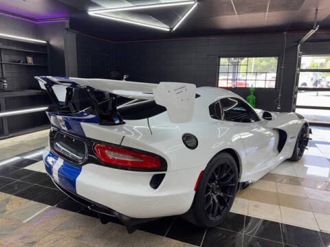 2016 Dodge Viper GTC