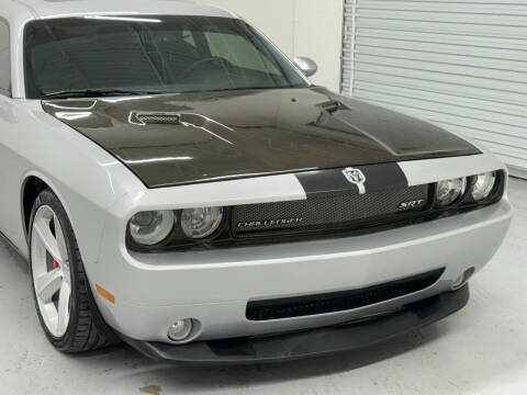 2008 Dodge Challenger SRT8