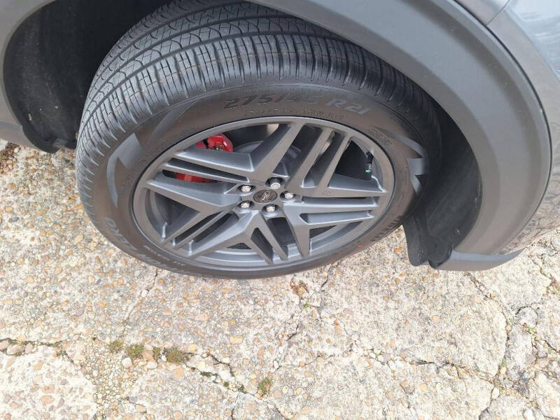 2025 Ford Explorer ST