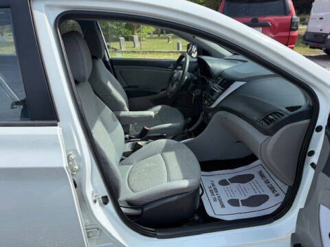 2015 Hyundai Accent GS