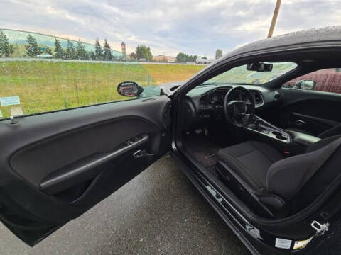 2017 Dodge Challenger SXT