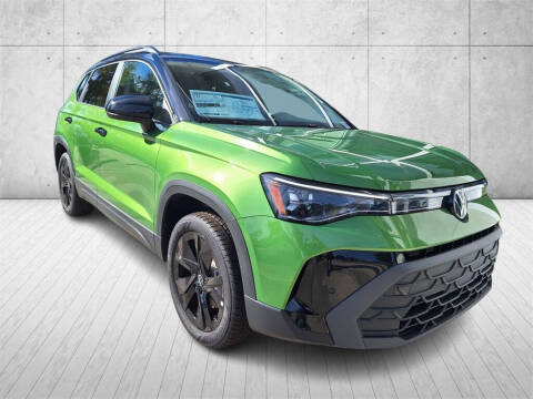 2026 Volkswagen Taos SE Black