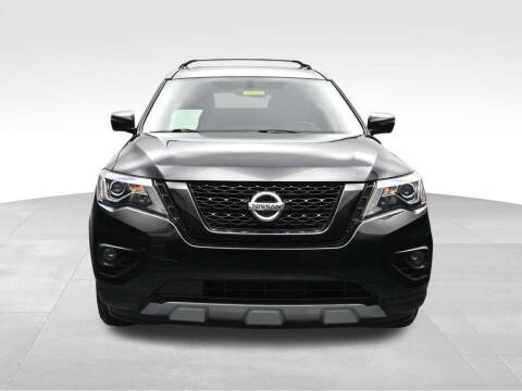 2020 Nissan Pathfinder SL