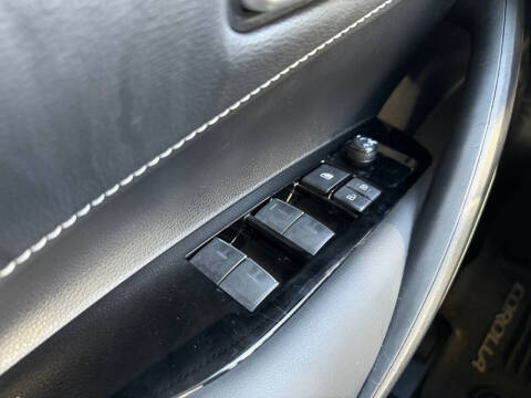 2023 Toyota Corolla Hatchback SE