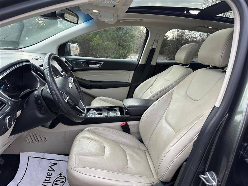 2019 Ford Edge Titanium