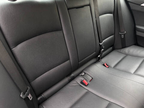 2013 BMW 5 Series 528i xDrive