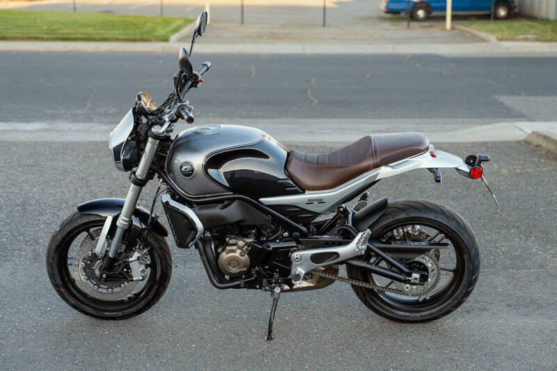 2023 QJMotor SRV550