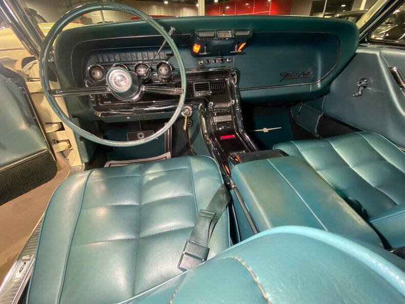 1966 Ford Thunderbird