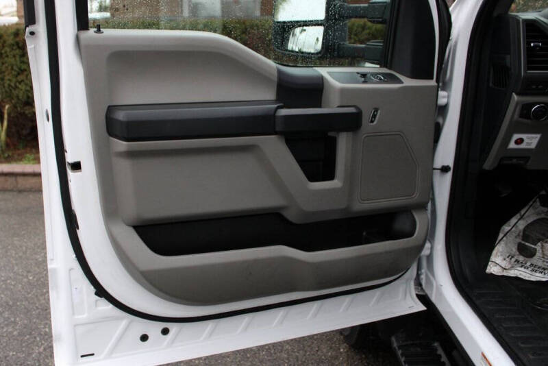 2022 Ford F-600 Super Duty