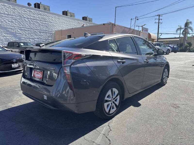 2017 Toyota Prius Two