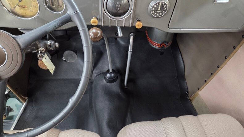 1935 Ford Tudor