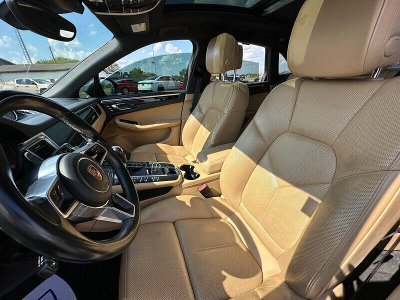 2017 Porsche Macan S