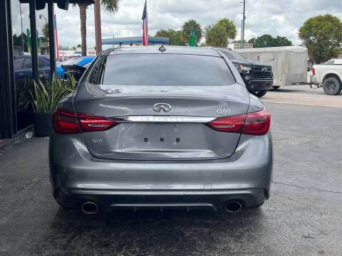 2022 Infiniti Q50 Luxe