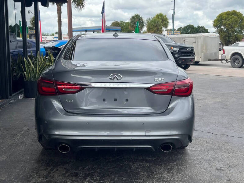 2022 Infiniti Q50 Luxe