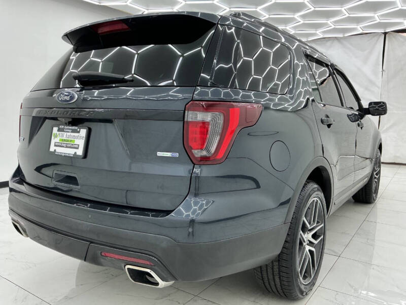 2017 Ford Explorer Sport