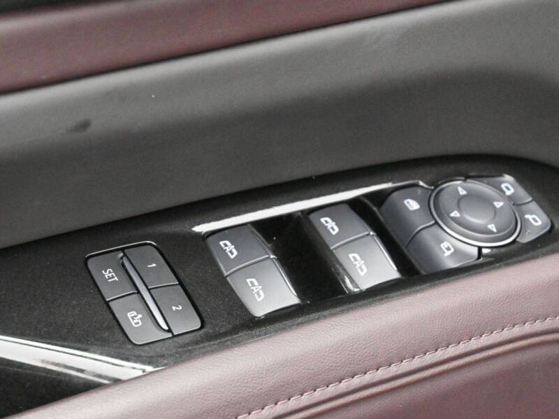 2024 Cadillac Escalade Premium Luxury Platinum