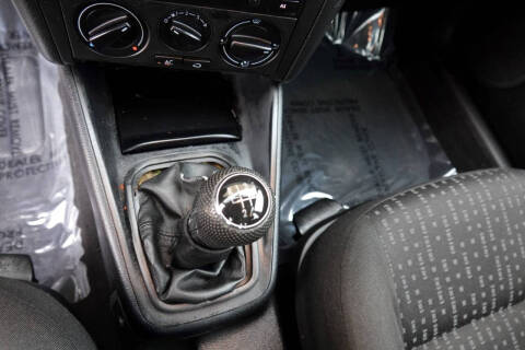 2005 Volkswagen Golf GL