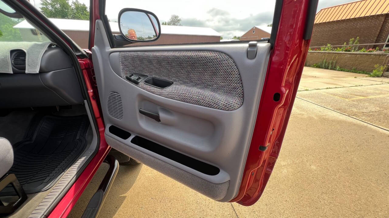 1998 Dodge Ram 1500 24