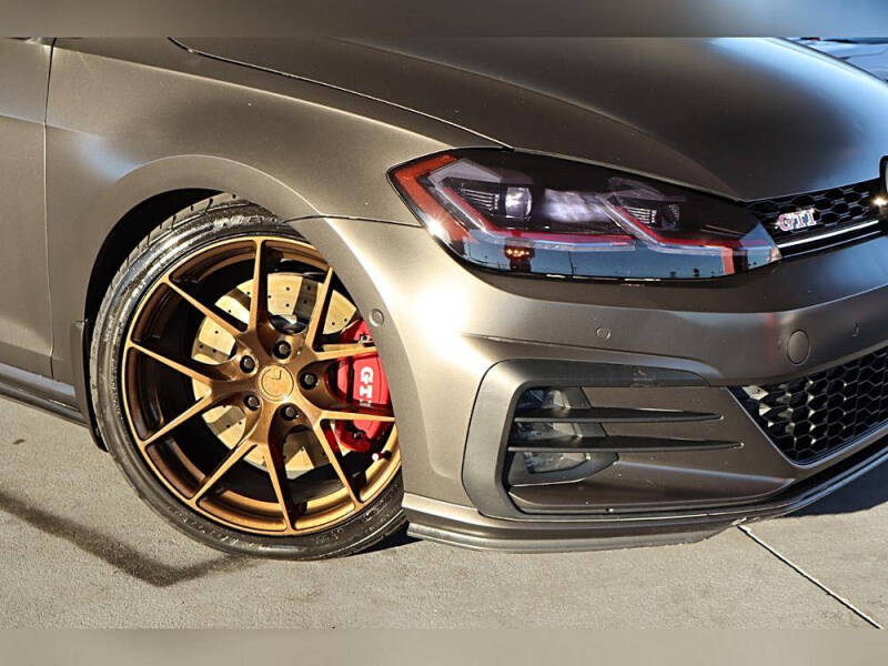 2021 Volkswagen Golf GTI Autobahn