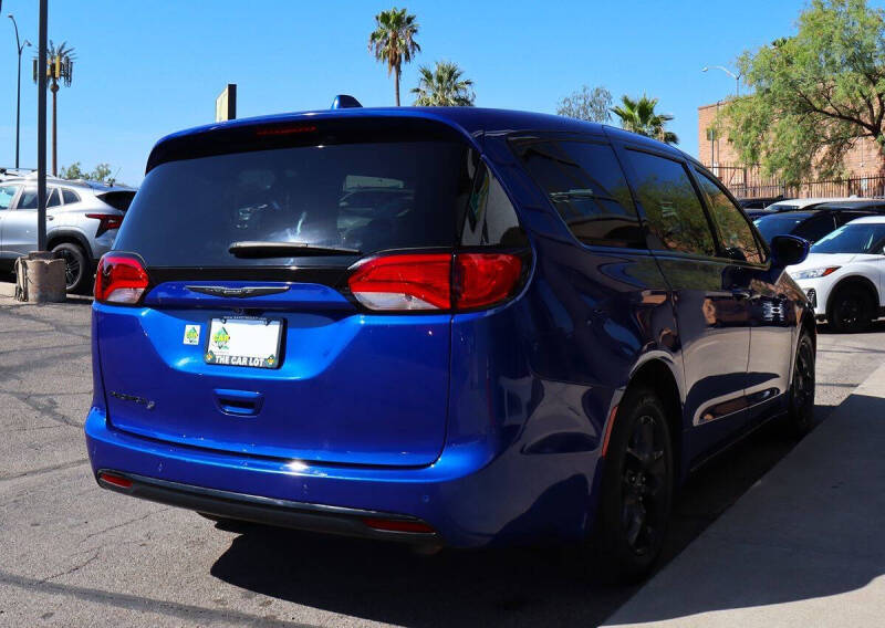 2020 Chrysler Pacifica Touring