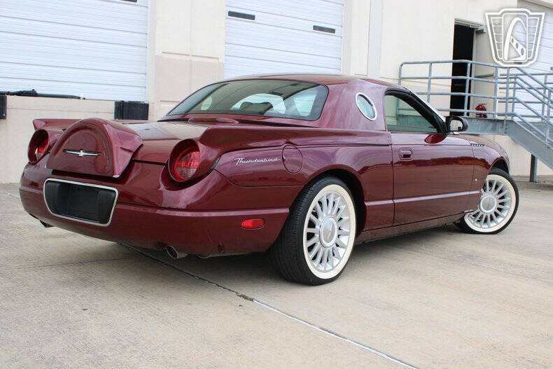 2004 Ford Thunderbird Deluxe