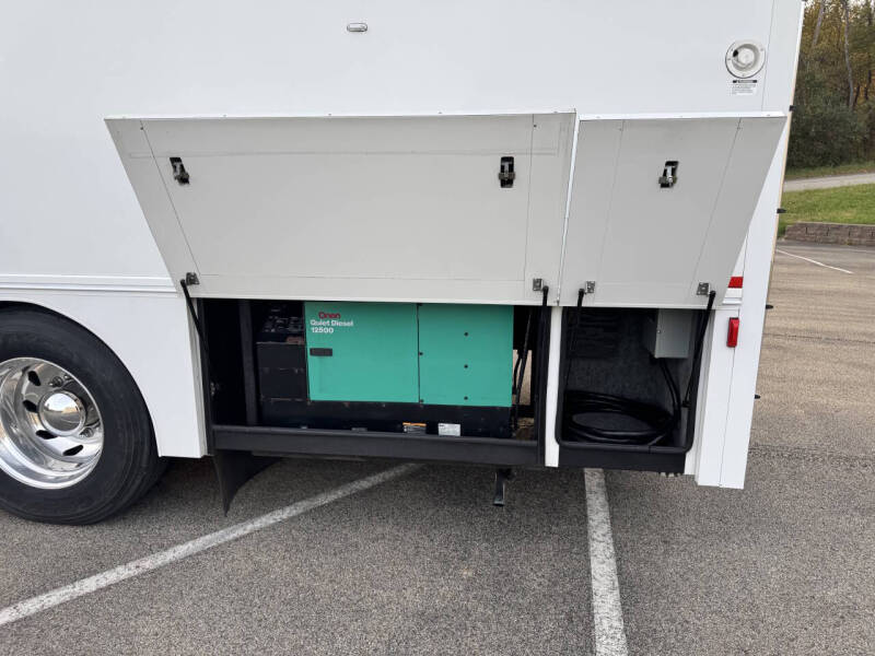 2006 Freightliner Haulmark