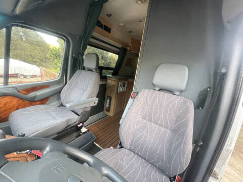 2004 Pleasure Way Plateau TS