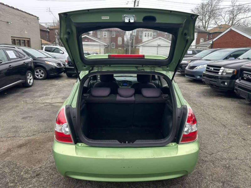 2010 Hyundai Accent Blue