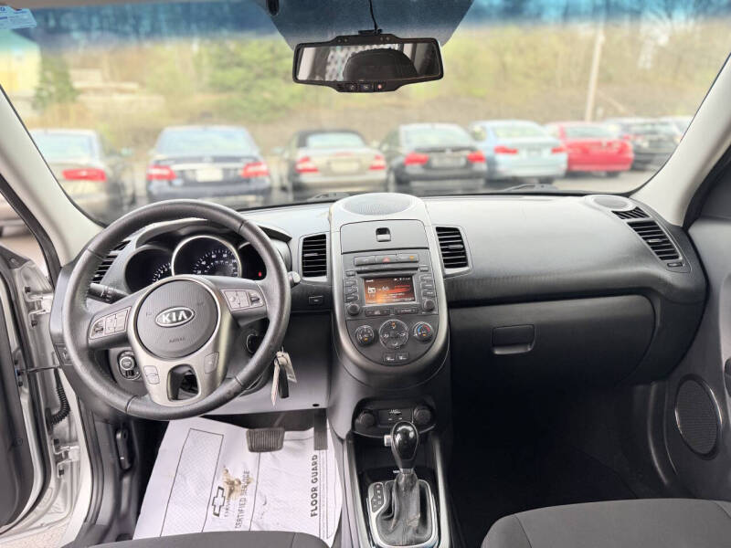 2012 Kia Soul +