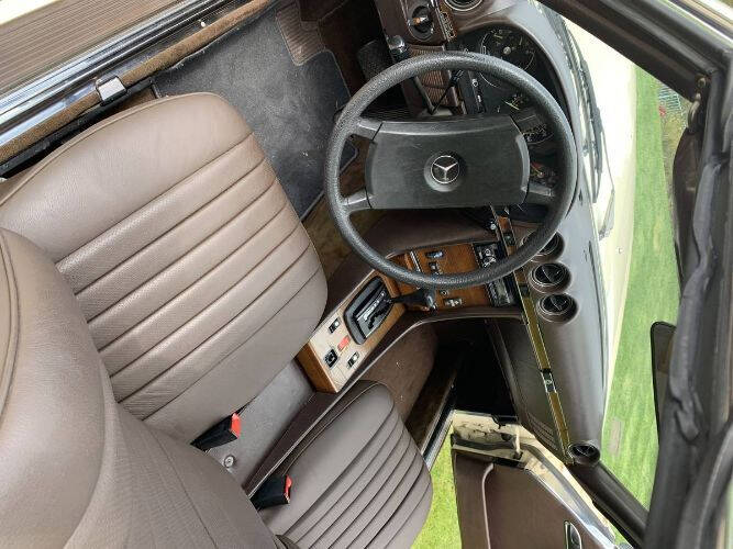 1983 Mercedes-Benz 380-Class 380 SL