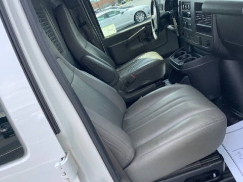 2019 Chevrolet Express 2500