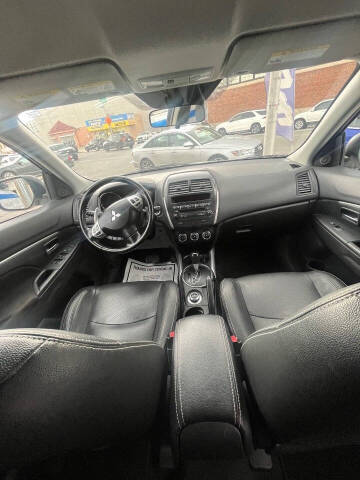 2012 Mitsubishi Outlander Sport SE