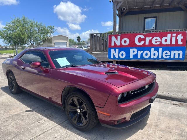 2017 Dodge Challenger SXT
