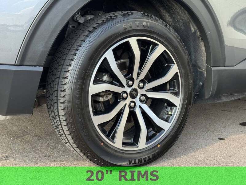 2022 Ford Explorer ST-Line