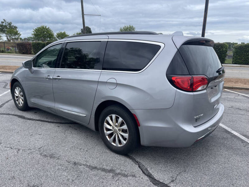 2017 Chrysler Pacifica Touring Plus