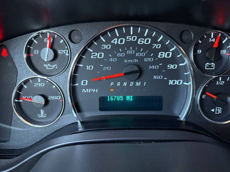 2023 Chevrolet Express 2500