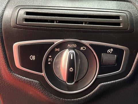 2019 Mercedes-Benz GLC GLC 300