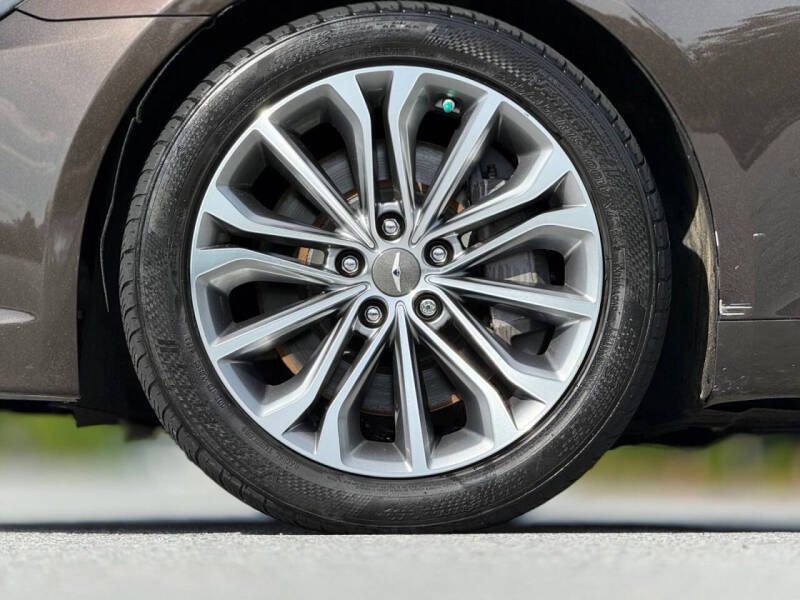 2017 Genesis G80