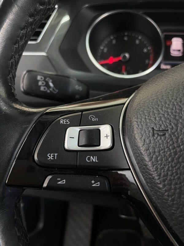 2018 Volkswagen Tiguan 2.0T SE