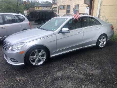 2013 Mercedes-Benz E-Class for sale at KESWICK MOTORS in Glenside PA