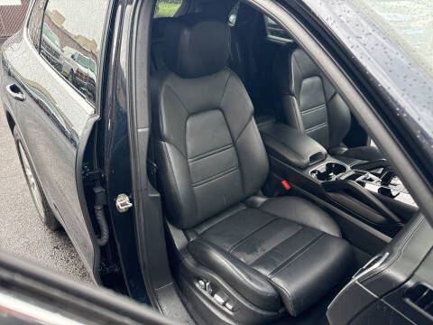2020 Porsche Cayenne E-Hybrid